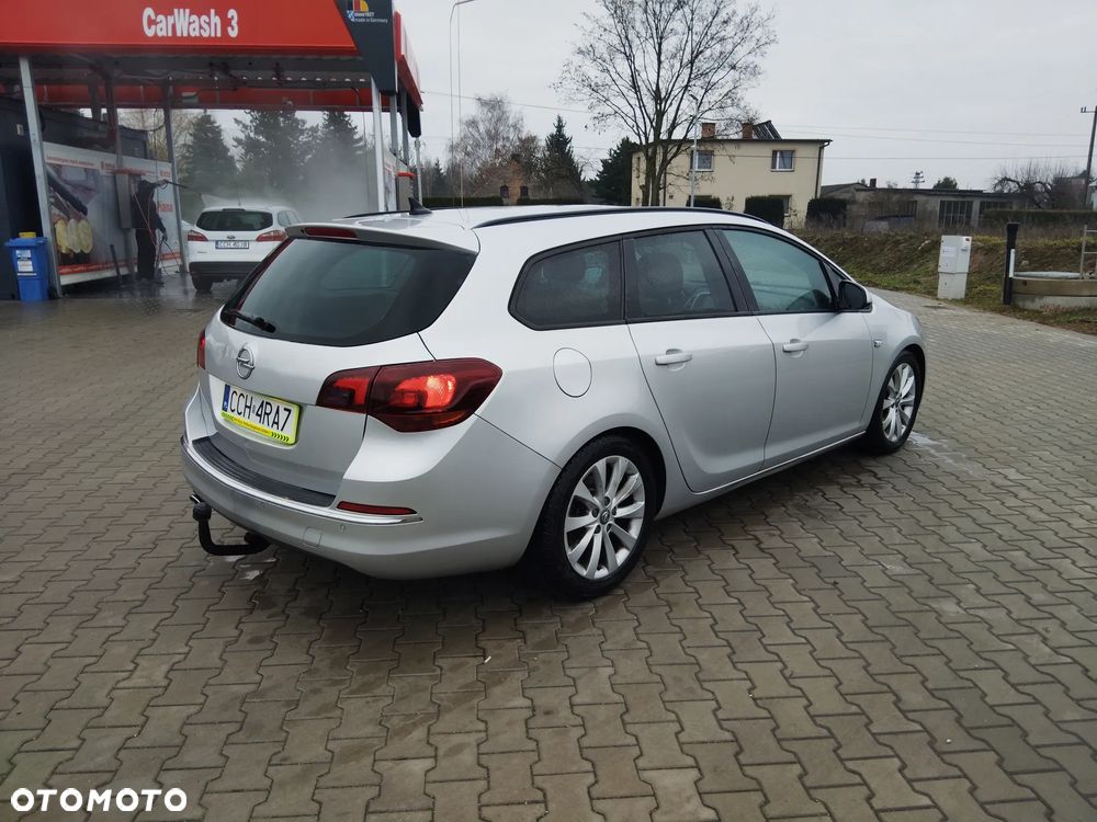Opel Astra 2.0 CDTI DPF SportsTourer Style - 6