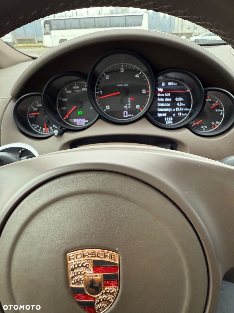 Porsche Cayenne Diesel - 1