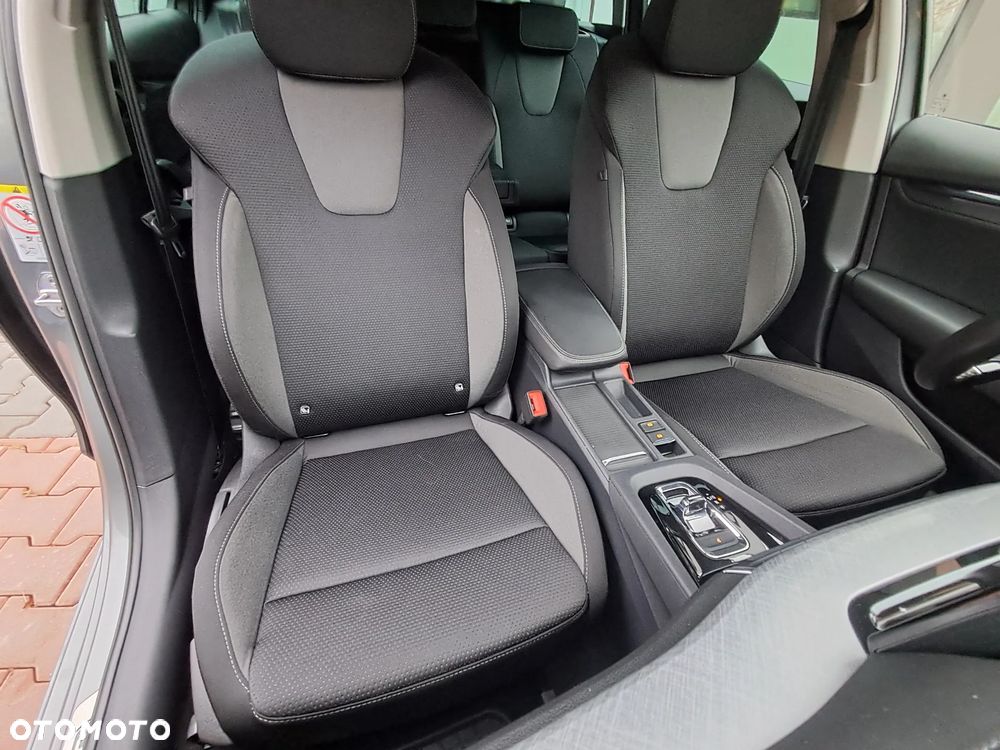 Skoda Octavia 2.0 TDI DSG Exclusive - 28