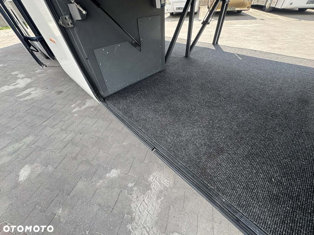 Neoplan Cityliner - 12