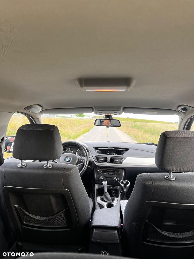 BMW X1 xDrive18d - 8