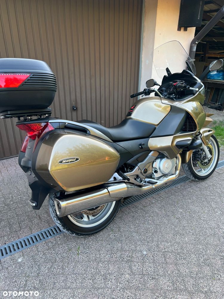 Honda NTV - 10