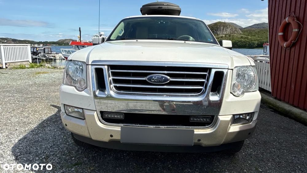 Ford Explorer 4.0 4WD - 18