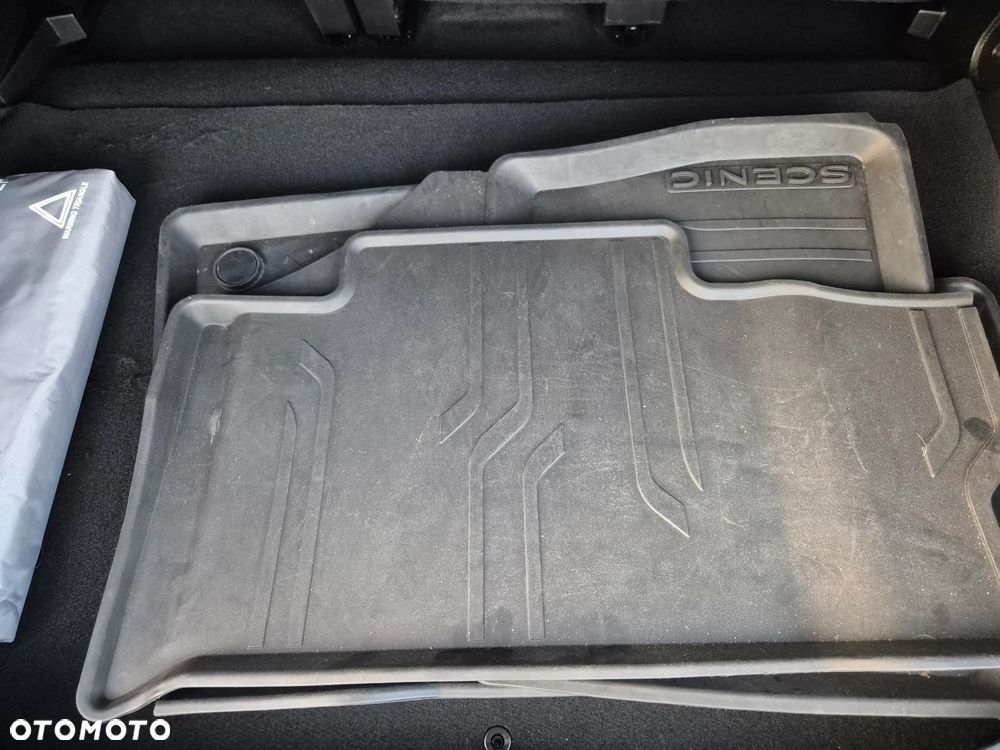 Renault Scenic - 13