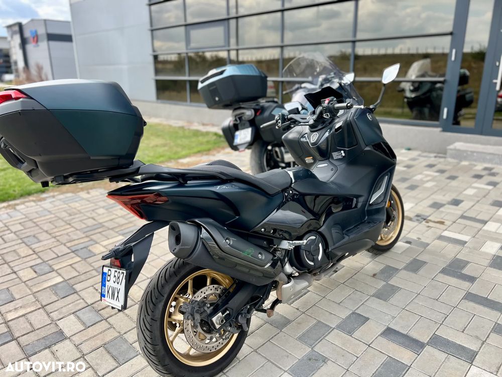 Yamaha TMAX 560 - 6