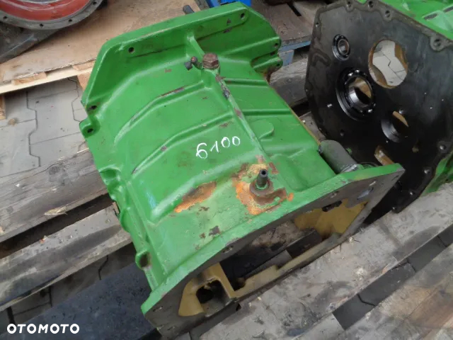 Obudowa skrzyni PowerQuad John Deere 6100 6200 6300 6400 - 6