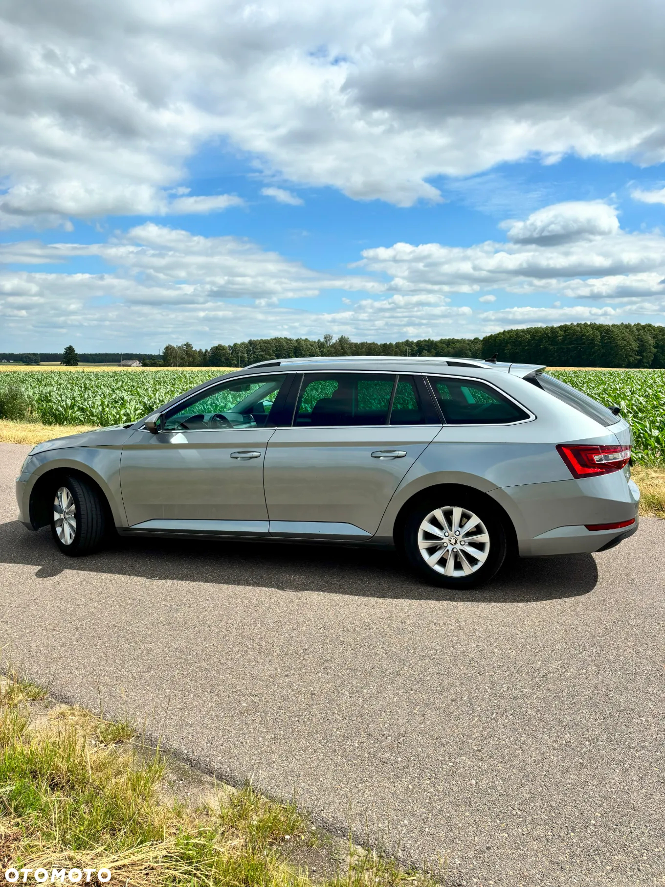 Skoda Superb 2.0 TDI Ambition - 6