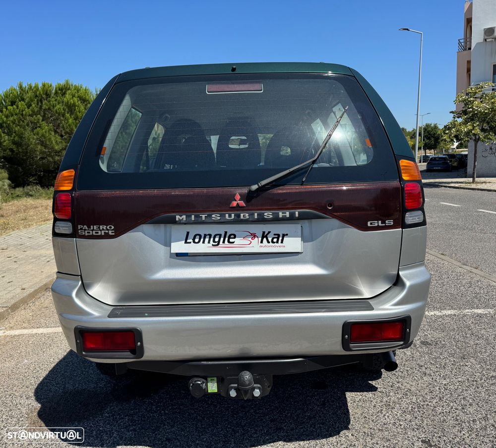 Mitsubishi Pajero Sport 2.5 TD GLS - 8