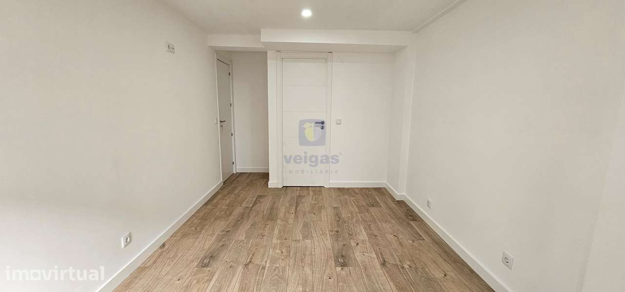 Apartamento renovado com 3 quartos no Forte da Casa - Grande imagem: 3/14