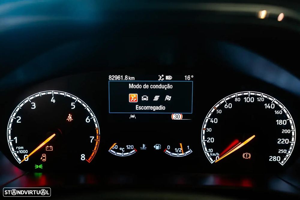 Ford Focus 2.3 EcoBoost ST3 - 39