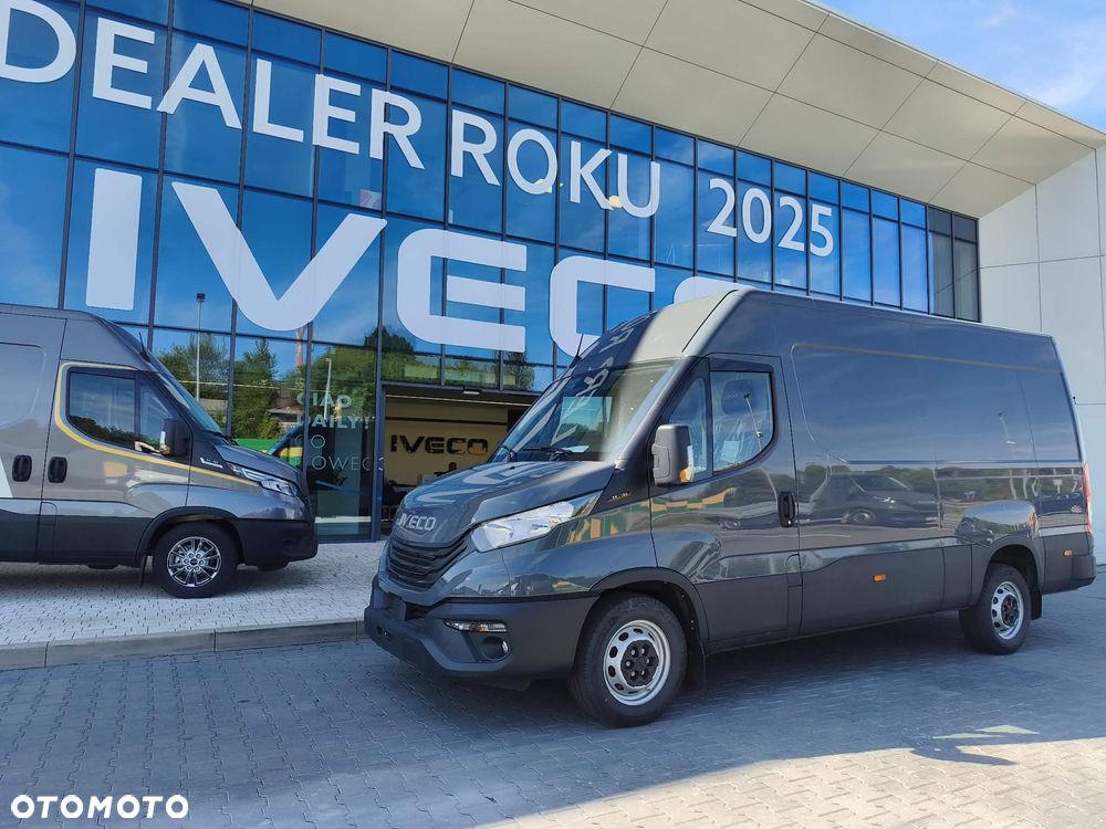 Iveco 35S18HV