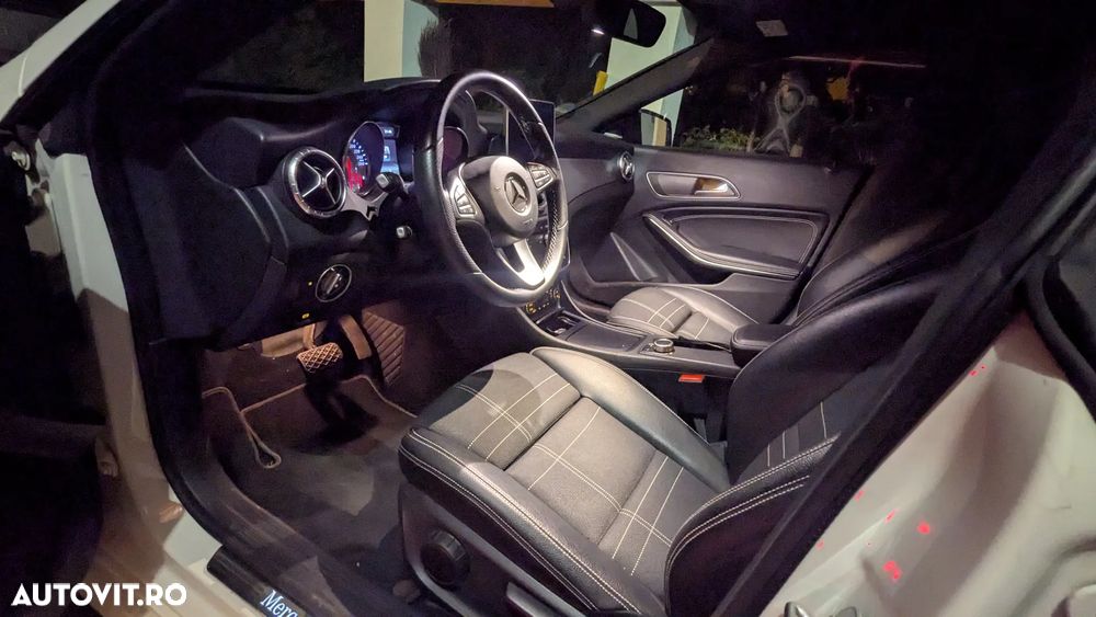 Mercedes-Benz CLA 200 - 7