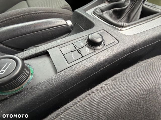 Audi A4 Limousine 2.0T FSI - 11