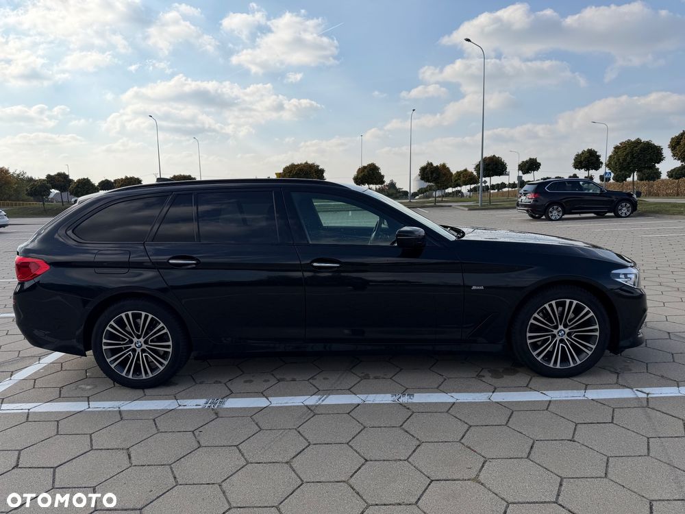 BMW 5 Series 2017 photo 3