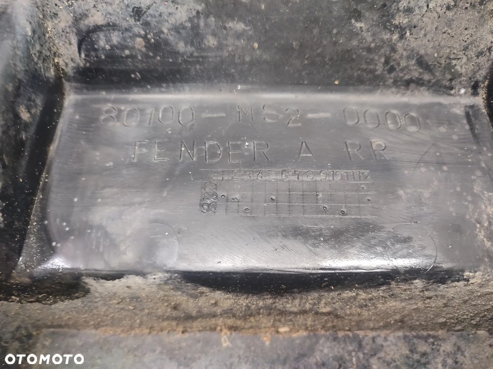 Nadkole, wypełnienie zadupka, kierunkowskazy, mocowanie tablicy rejestracyjnej Honda CBR 1000F CBR1000 F CBR1000F CBR 1000 F SC24 - 19