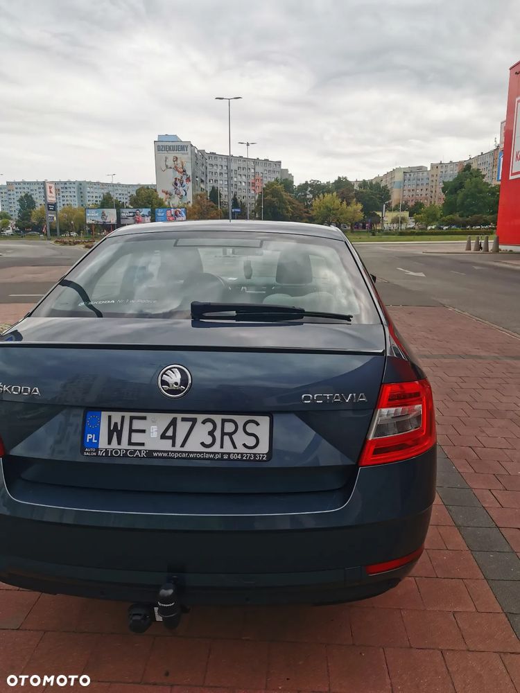 Skoda Octavia 1.5 TSI ACT Style DSG - 5