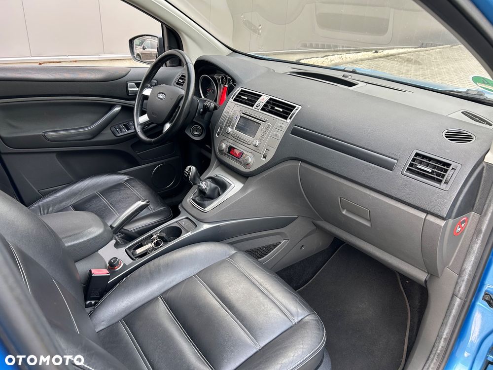 Ford Kuga 2.0 TDCi 4x4 Titanium - 9