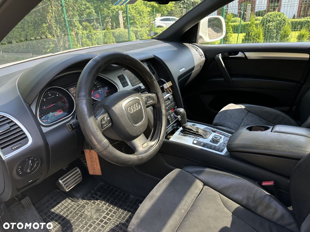 Audi Q7 3.0 TDI DPF Quattro Tiptronic - 14