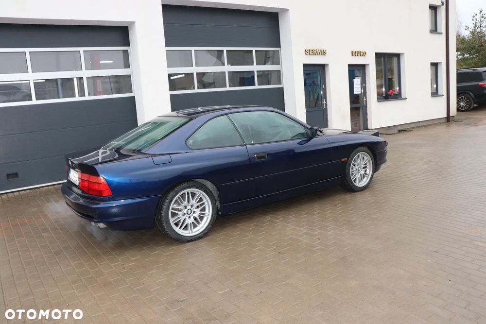 BMW Seria 8 - 5