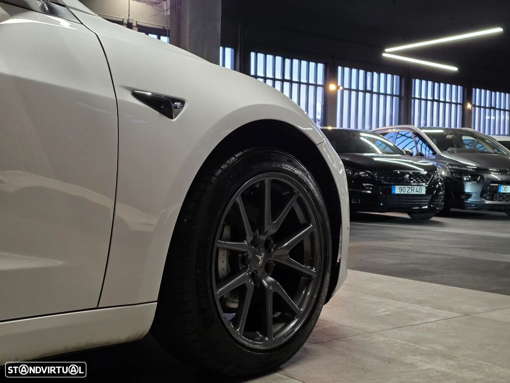 Tesla Model 3 Long Range AWD Dual Motor - 4