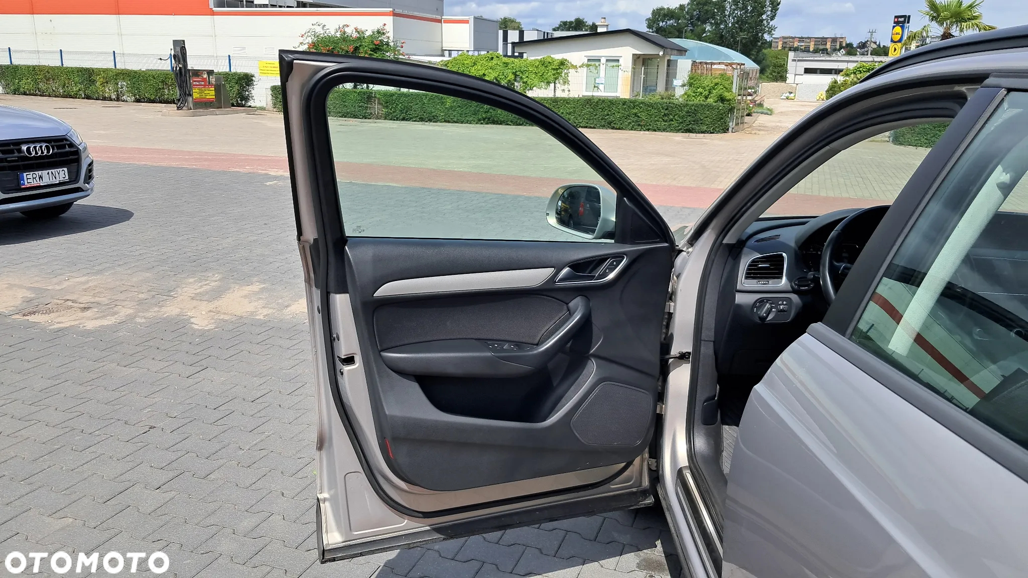 Audi Q3 2.0 TFSI Quattro - 10