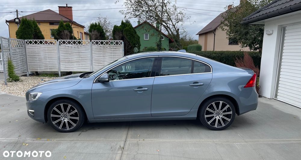 Volvo S60 CC D4 Drive-E Momentum - 3
