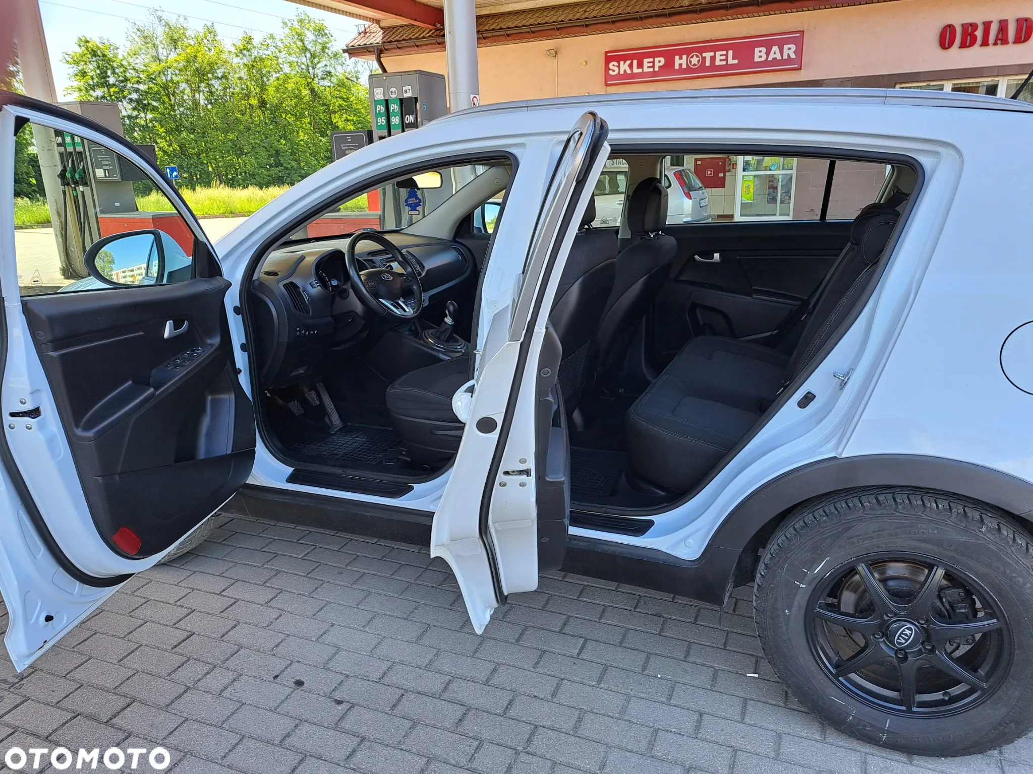 Kia Sportage - 12