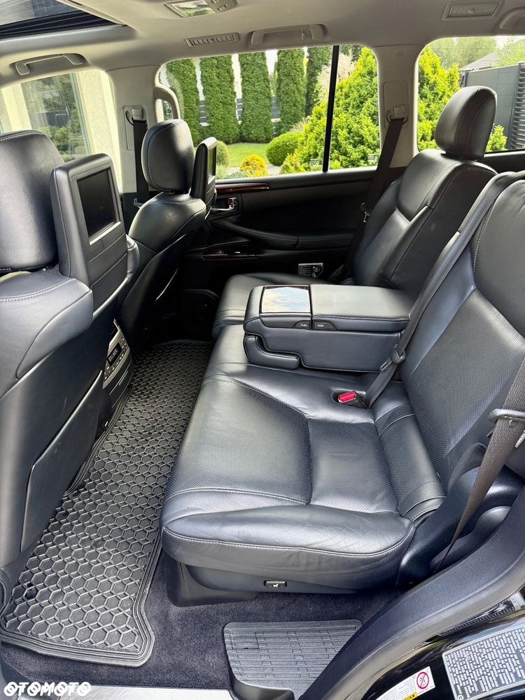Lexus LX - 21