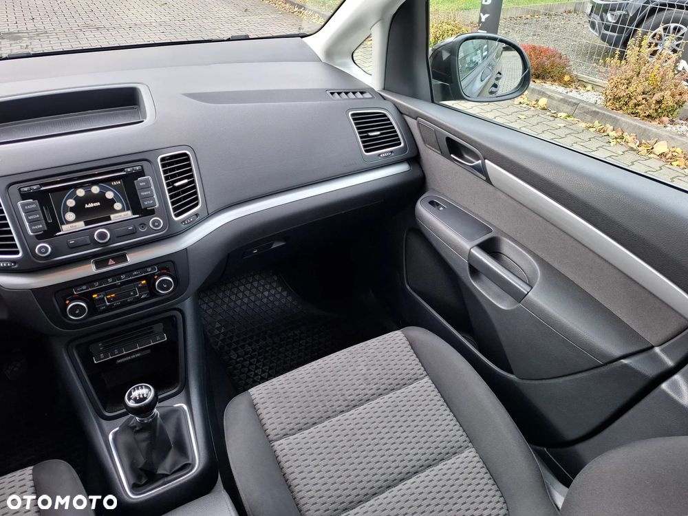 Volkswagen Sharan - 15