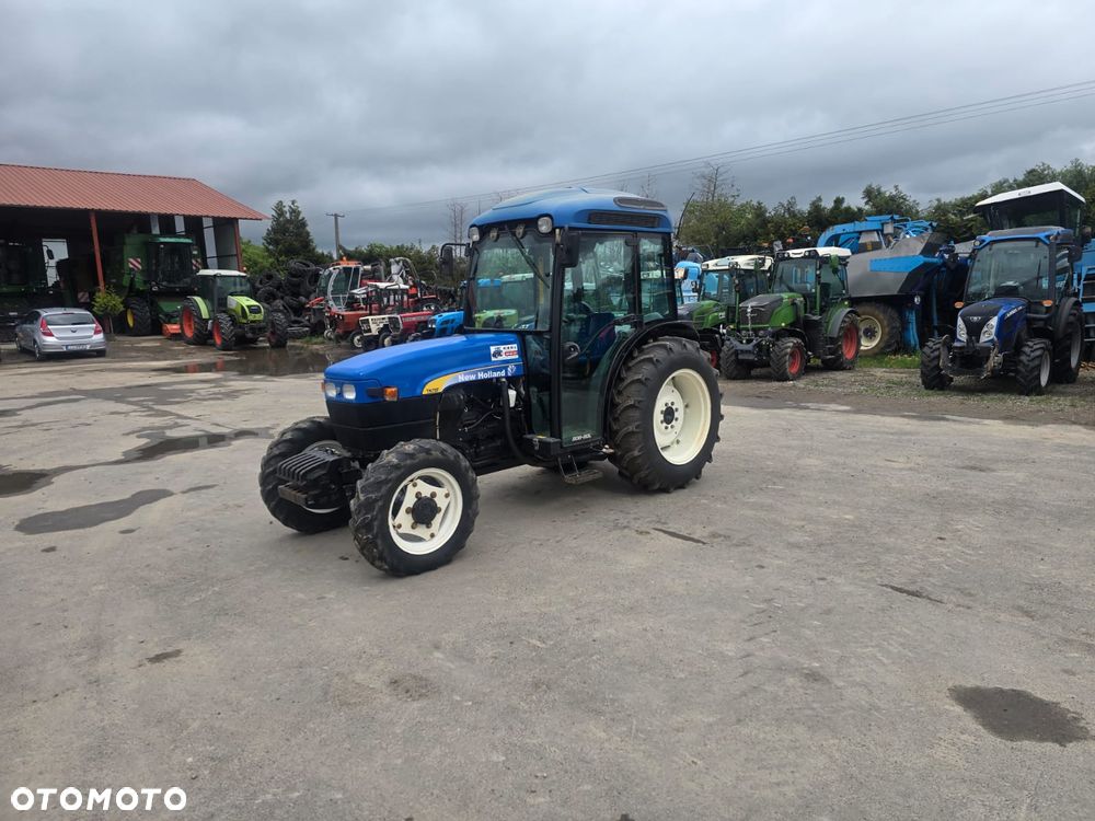 New Holland TN 70F - 4