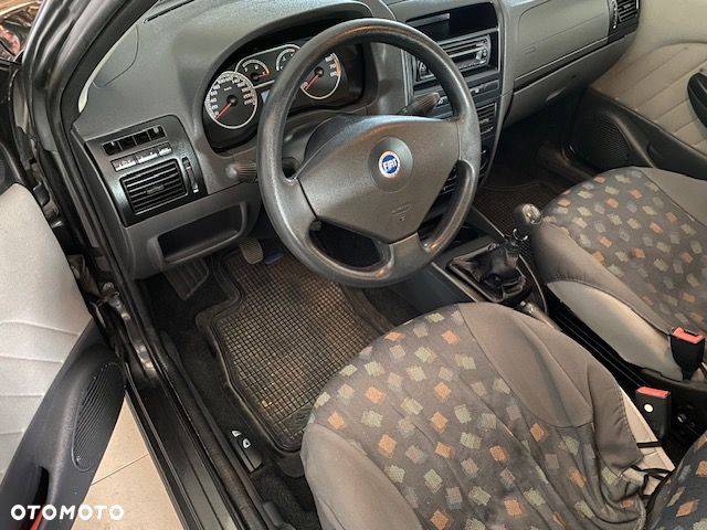 Fiat Albea 1.4 Dynamic - 3