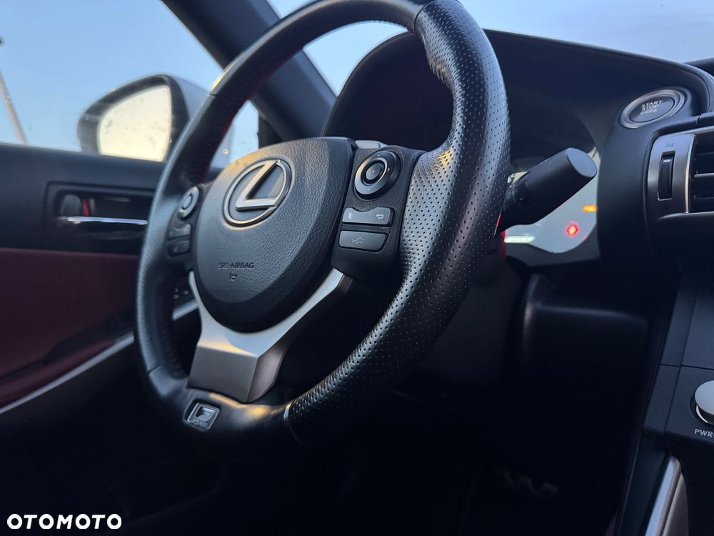 Lexus Inny - 20