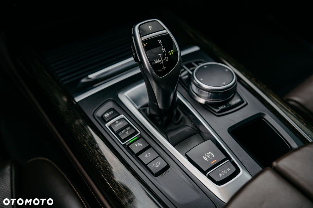 BMW X5 xDrive30d - 24