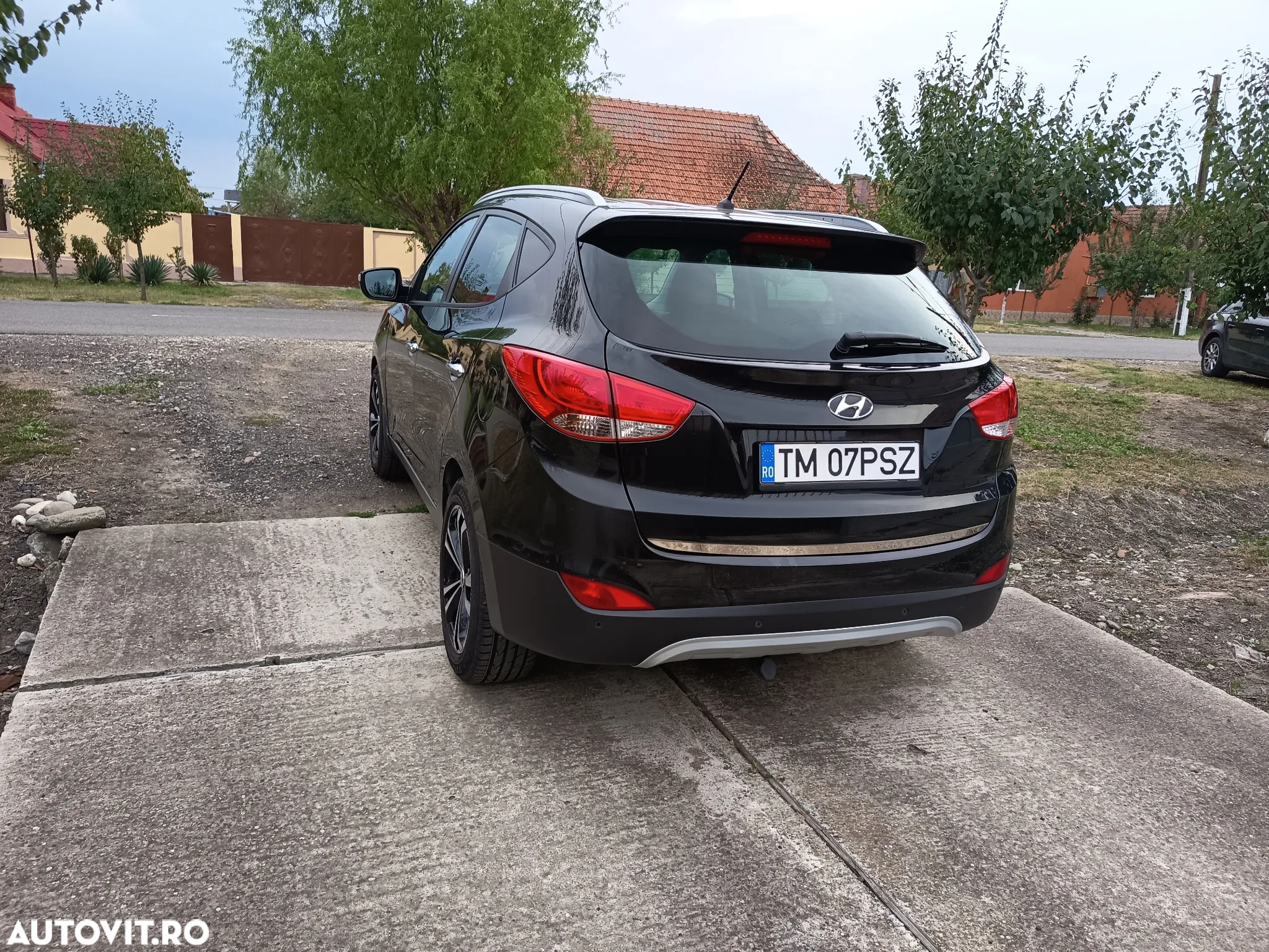Hyundai ix35 2.0 CRDI Low 2WD GL Classic - 3