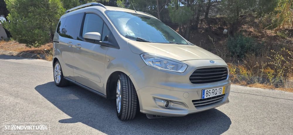 Ford Tourneo Courier 1.5 TDCi Titanium - 3