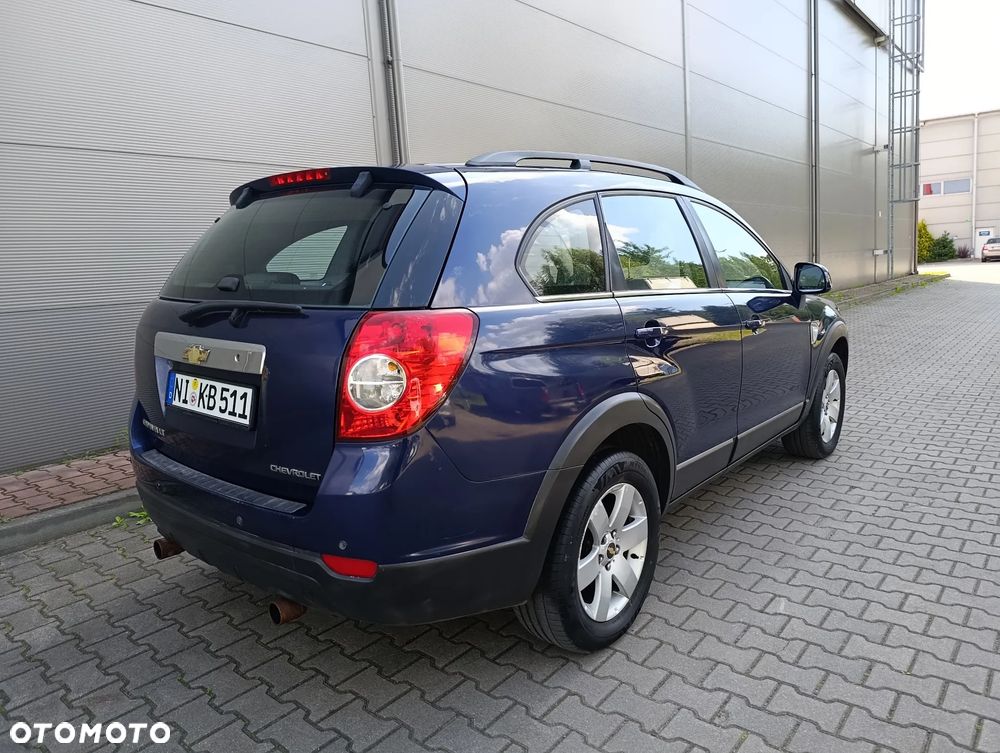 Chevrolet Captiva 2.4 4WD 7 Sitzer LT - 8