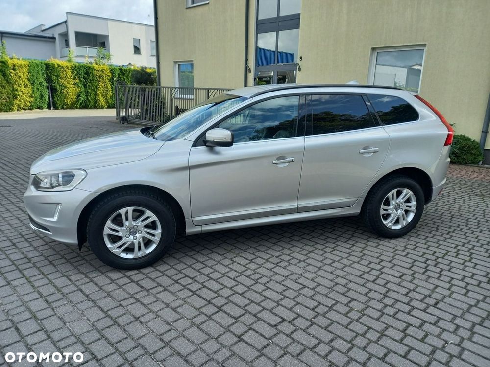 Volvo XC 60 D4 Geartronic Momentum - 9