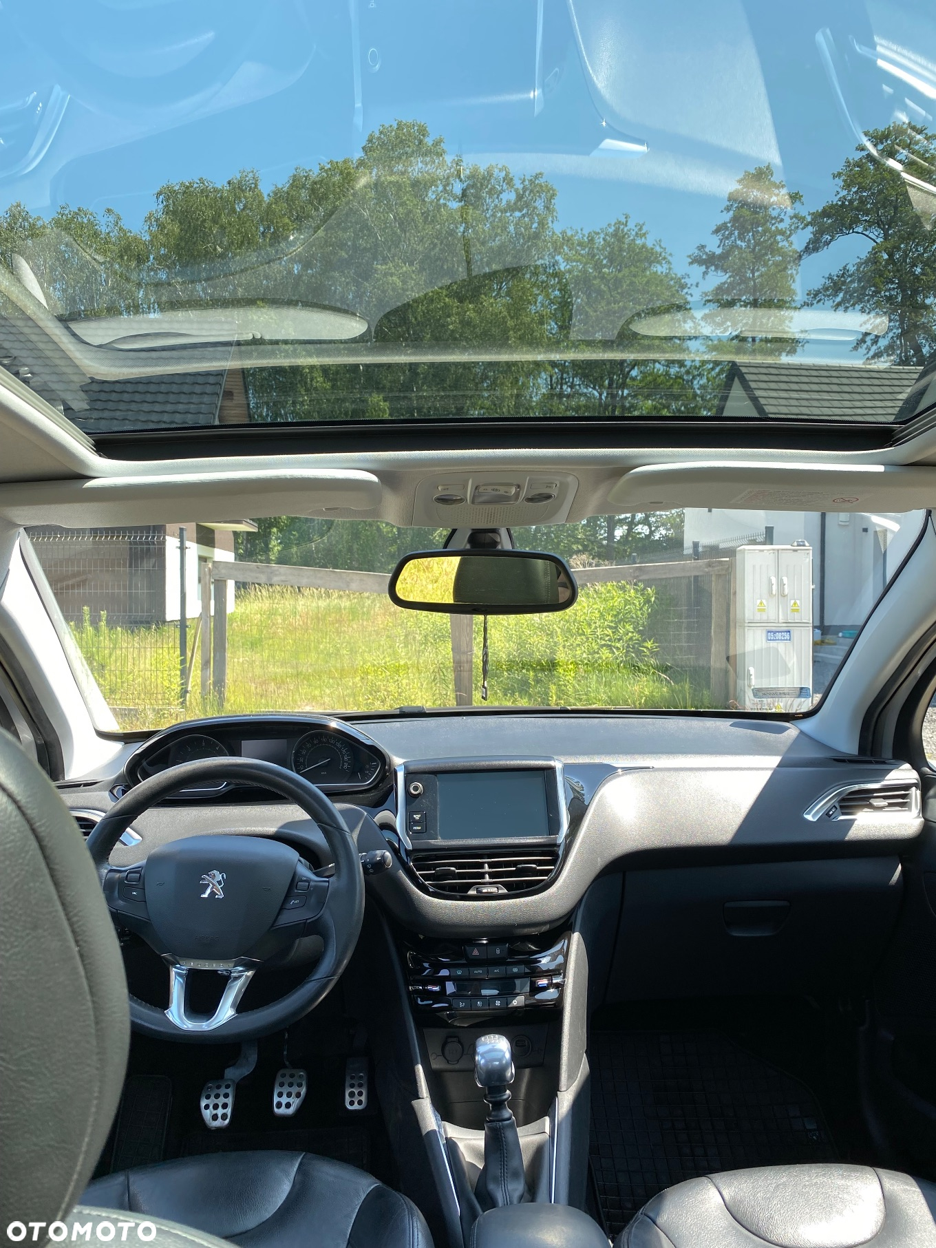 Peugeot 208 - 7