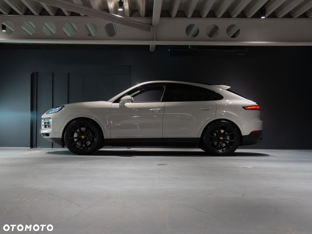 Porsche Cayenne S E-Hybrid PHEV - 2