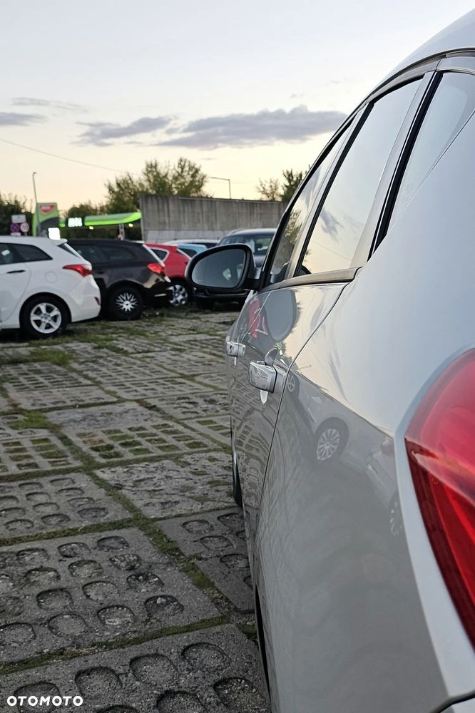 Opel Astra 1.6 Edition - 11