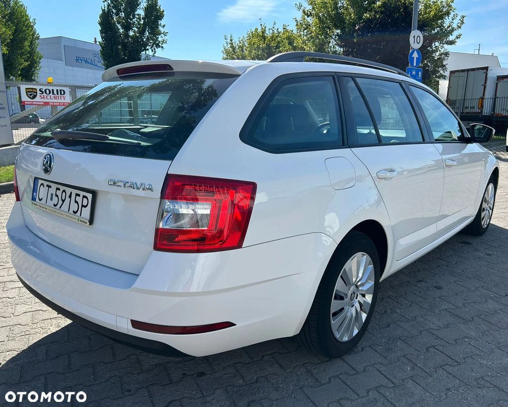 Skoda Octavia 1.4 TSI Active - 8