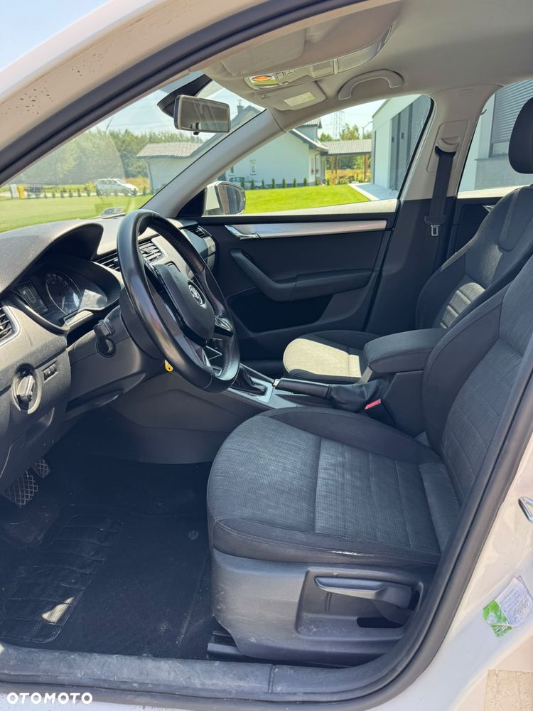 Skoda Octavia 1.4 TSI Ambition DSG - 10