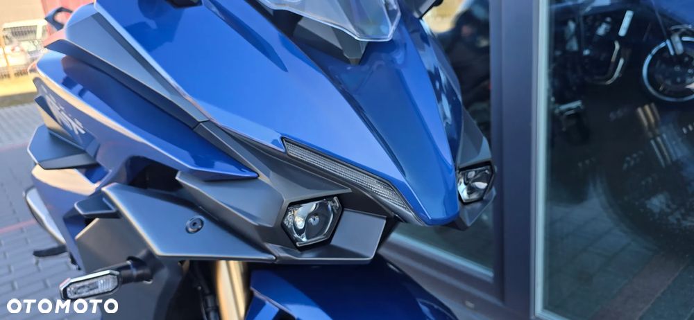 Suzuki GSX - 9