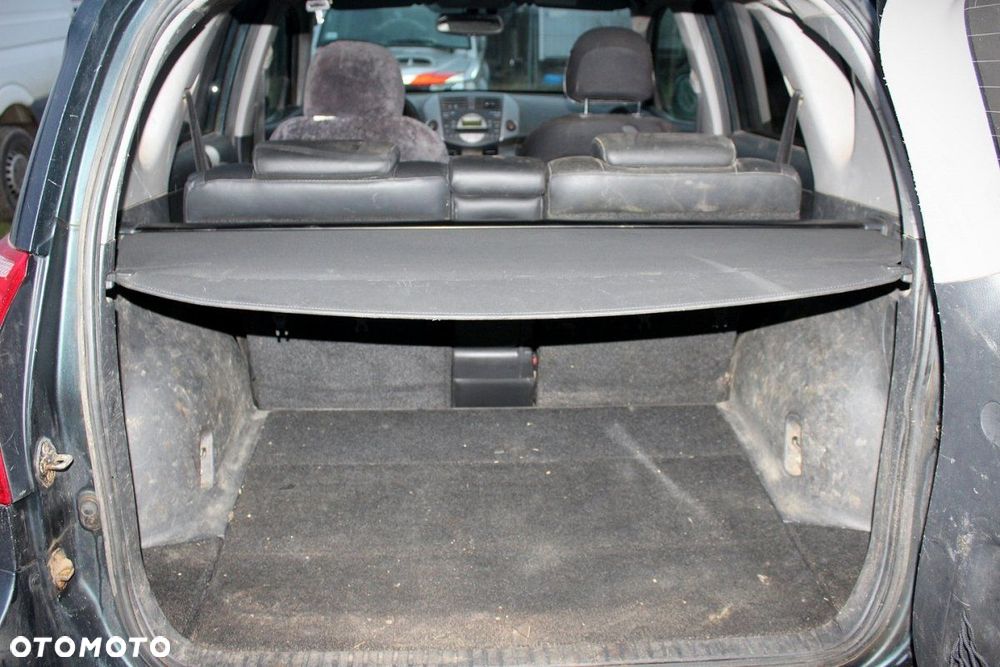 Toyota Rav4 III XA3 2006 2.2D-CAT 2AD-FHV Suv (MASKA, ZDERZAK, LAMPA, BŁOTNIK, DRZWI, SZYBA, FOTEL) - 9