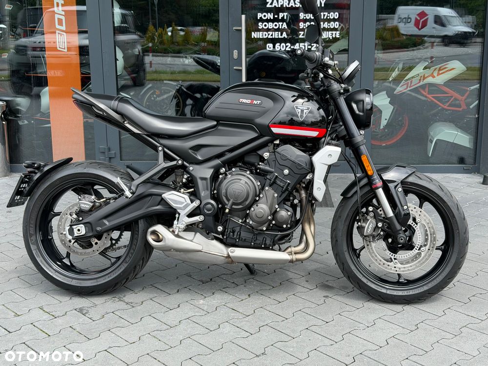 Triumph Trident - 3