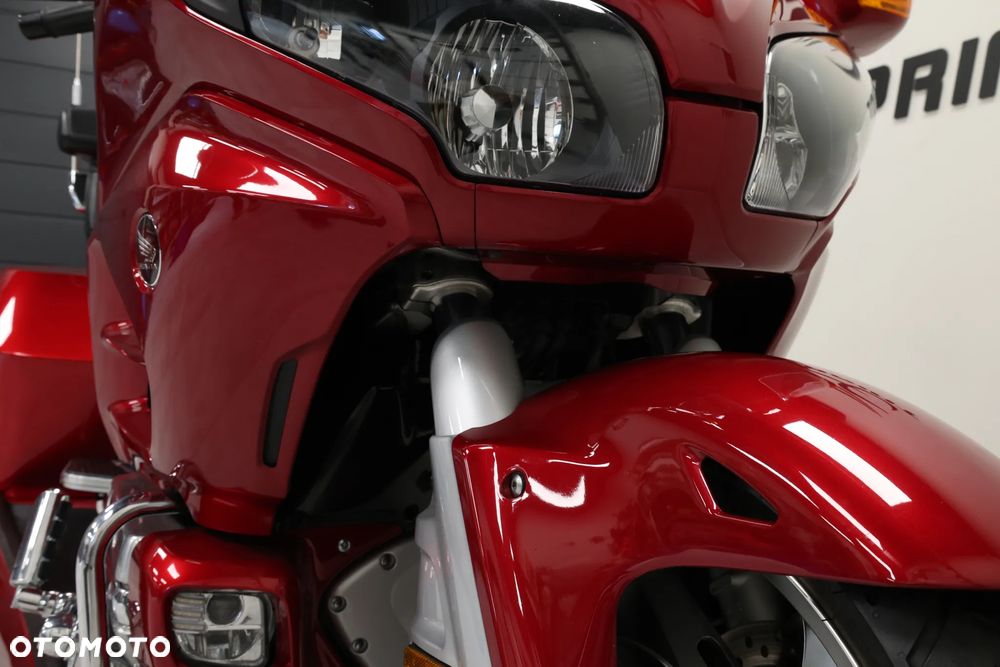 Honda GL - 16