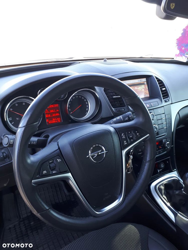 Opel Insignia - 14