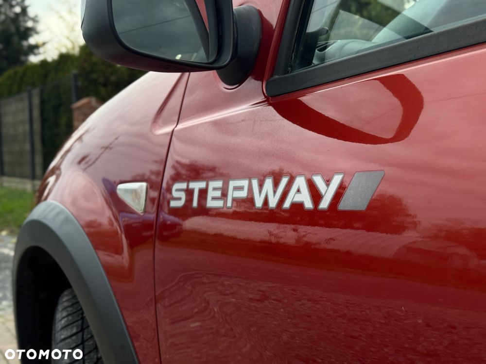 Dacia Sandero Stepway 1.6 - 8