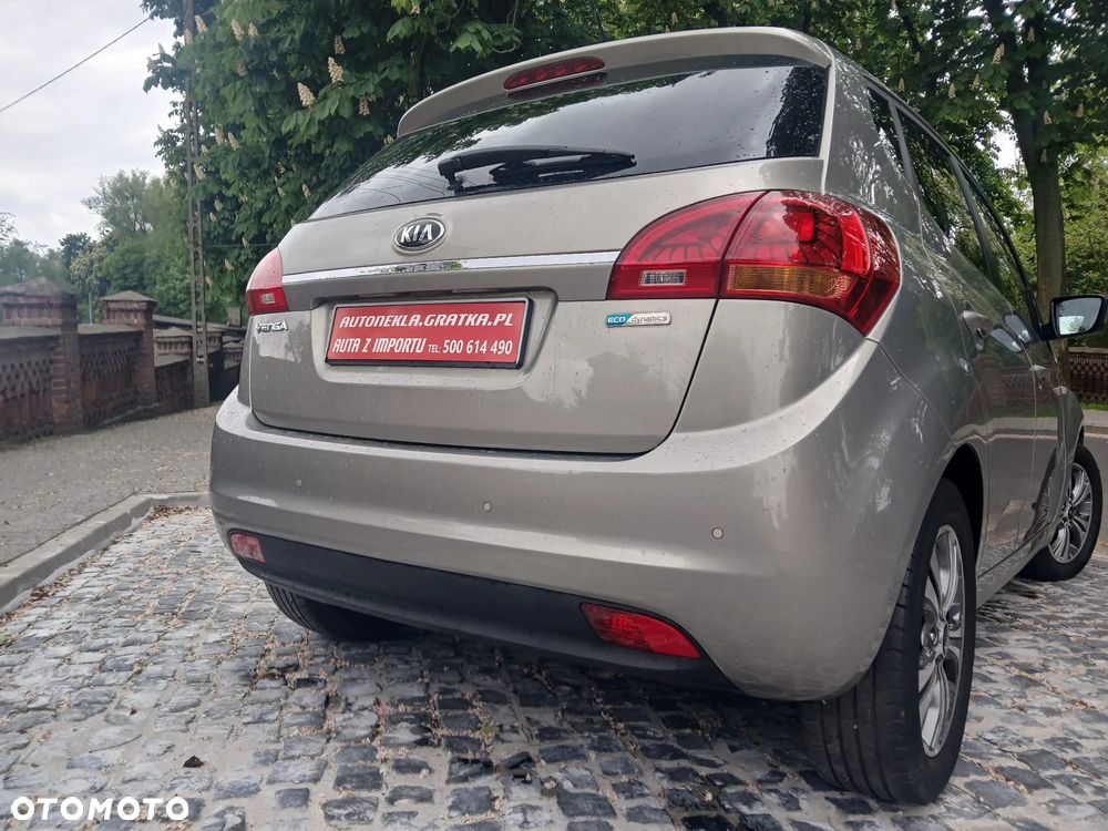 Kia Venga - 19