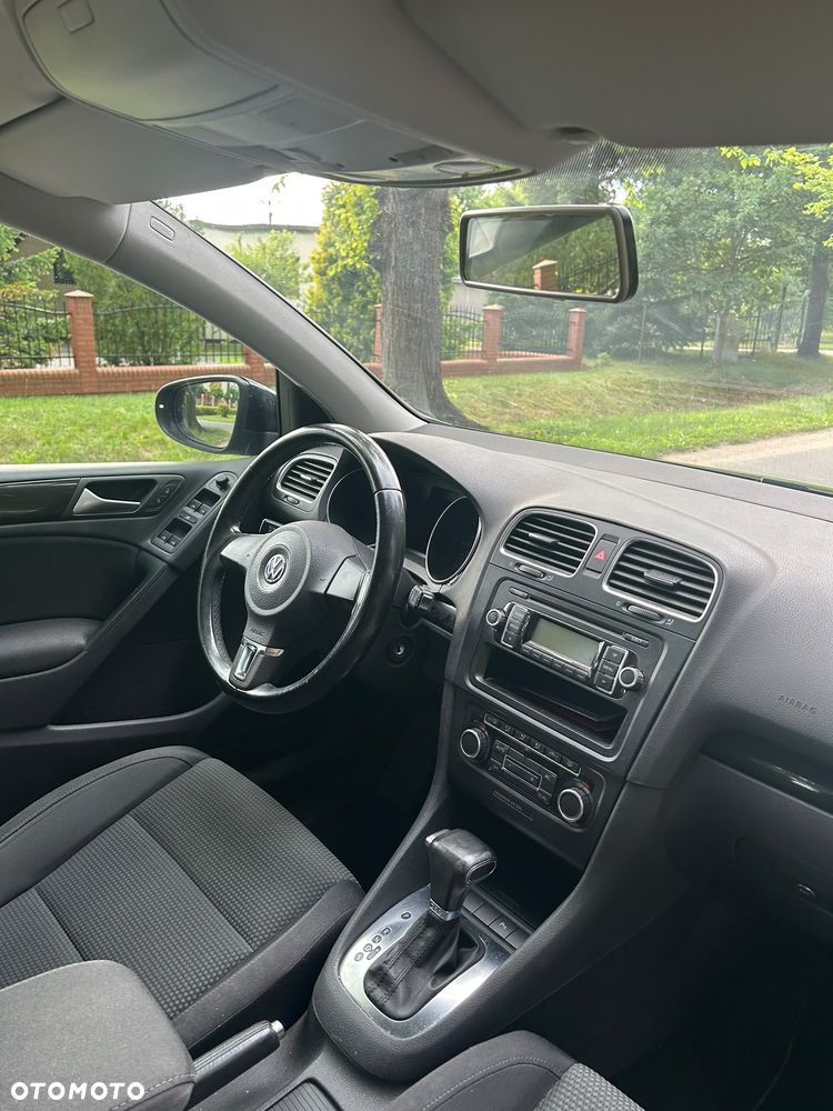 Volkswagen Golf 1.4 TSI Comfortline DSG - 17